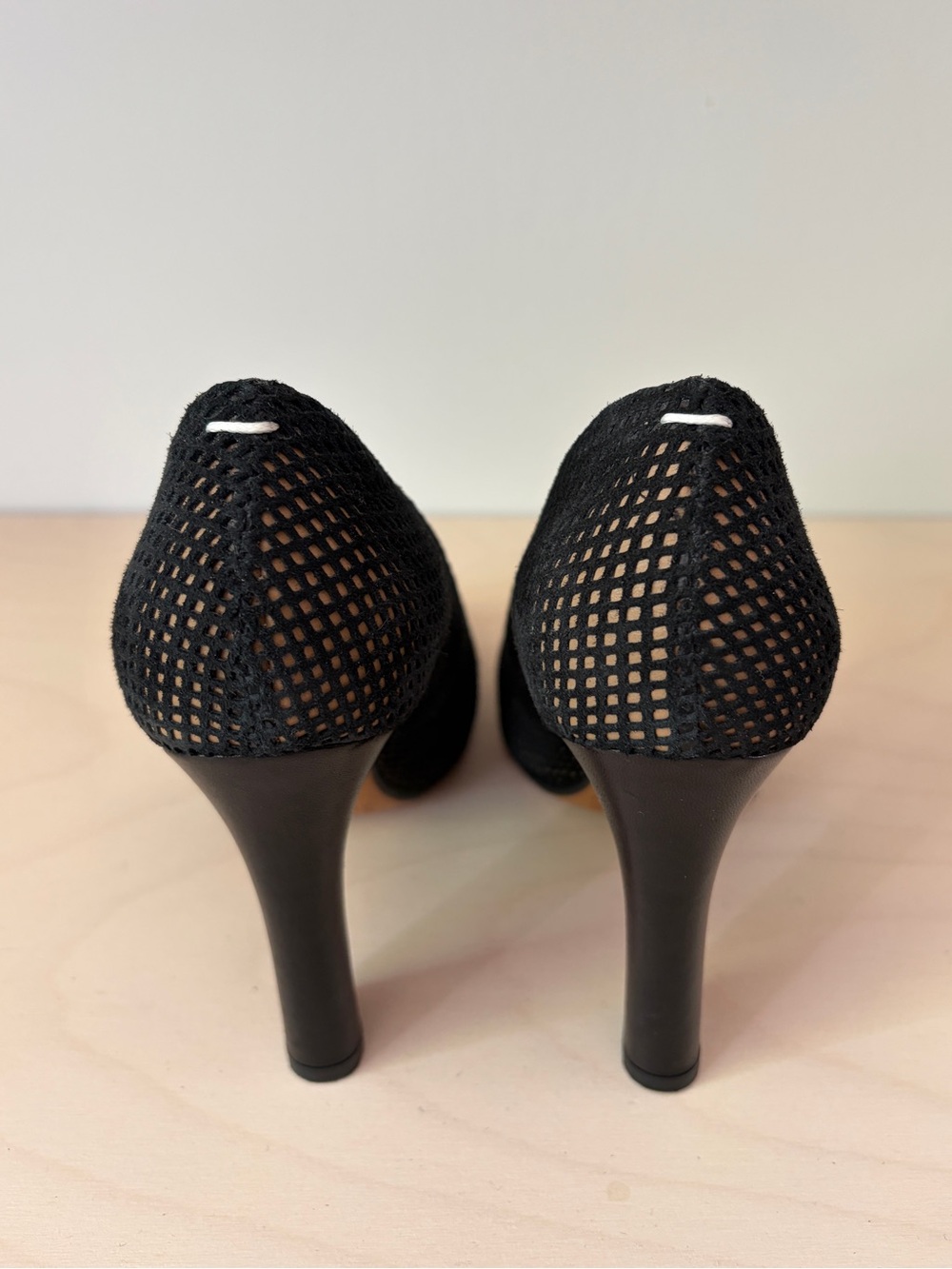 Maison Martin Margiela Fishnet Trompe L’Oeil Round-Toe Suede Pump 36.5 - Picture 5 of 14